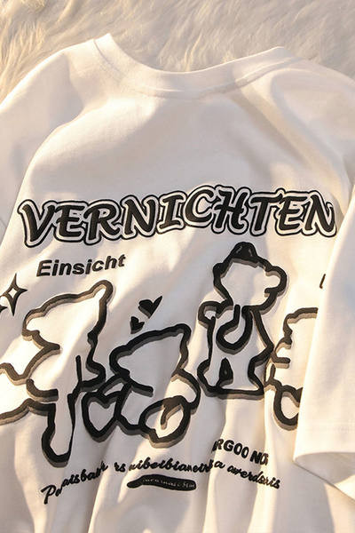 Široka majica sa šarenim printom za trudnice