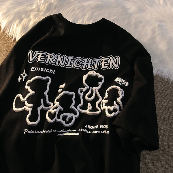 Široka majica sa šarenim printom za trudnice