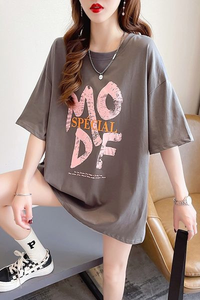 Široki model ženske majice kratkih rukava za trudnice