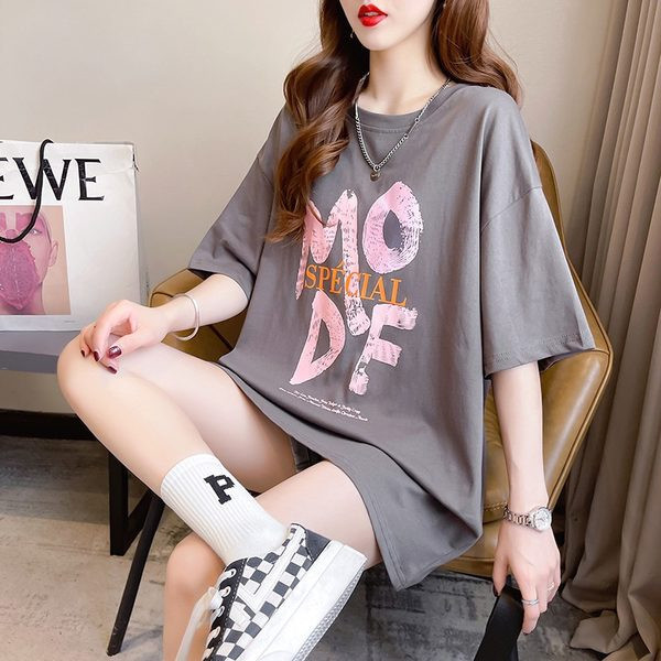 Široki model ženske majice kratkih rukava za trudnice