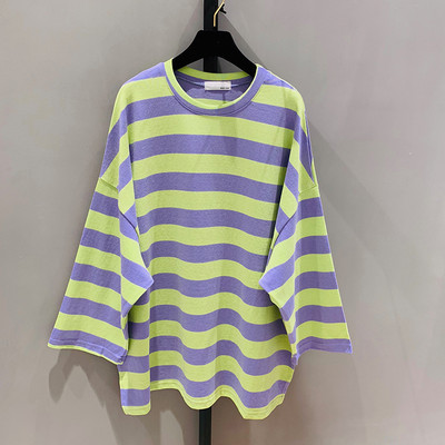 Ženska prugasta bluza s ovalnim izrezom za trudnice