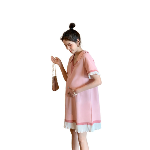 Trudnička haljina širokog uzorka s klasičnim ovratnikom