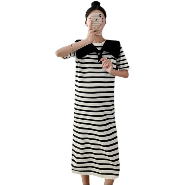 Ženska prugasta haljina za trudnice kratkih rukava