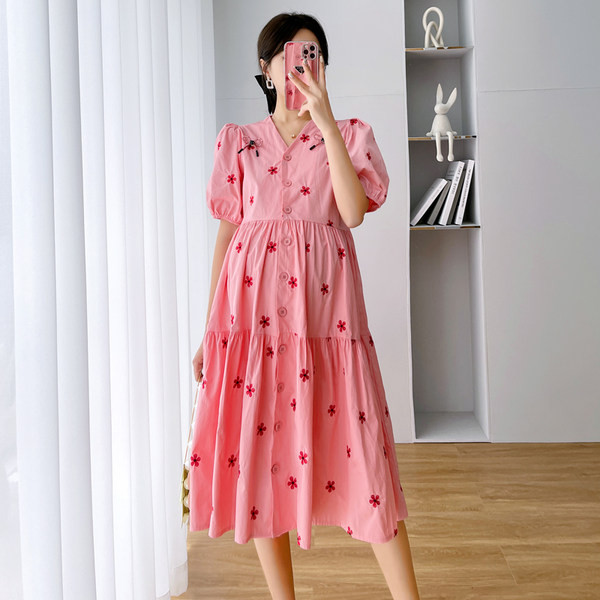 Ljetna haljina s V izrezom i gumbima