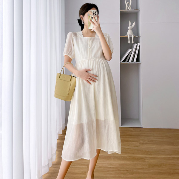 Dugačka trudnička haljina s postavom i četvrtastim izrezom