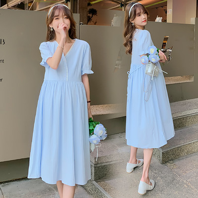 Moderna ženska haljina sa špicastim dekolteom