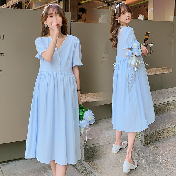 Moderna ženska haljina sa špicastim dekolteom