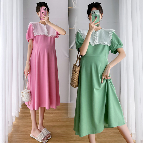 Trudnička haljina s velikim ovratnikom od čipke