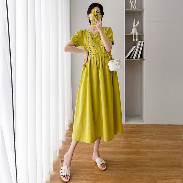 Moderna ženska haljina s vezom za trudnice