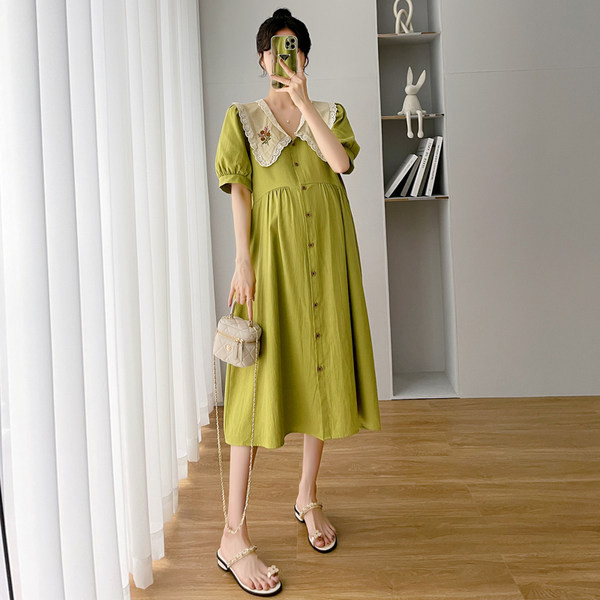 Suvine tikandi ja nööpkinnitusega rasedakleit