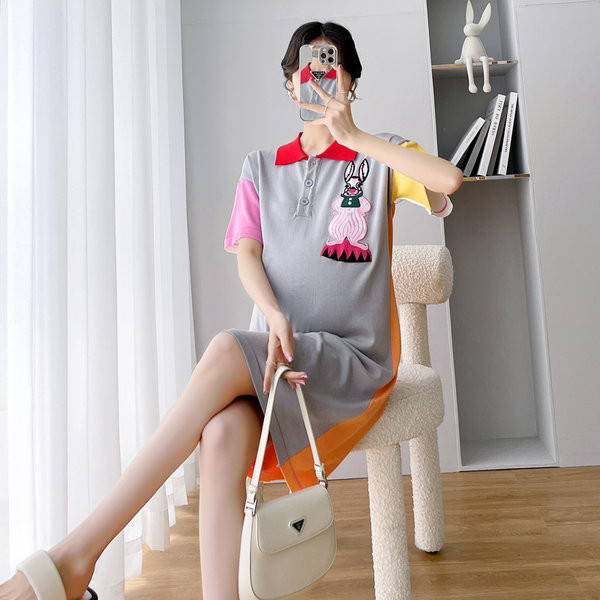 Ljetna pamučna haljina sa šarenim vezom za trudnice