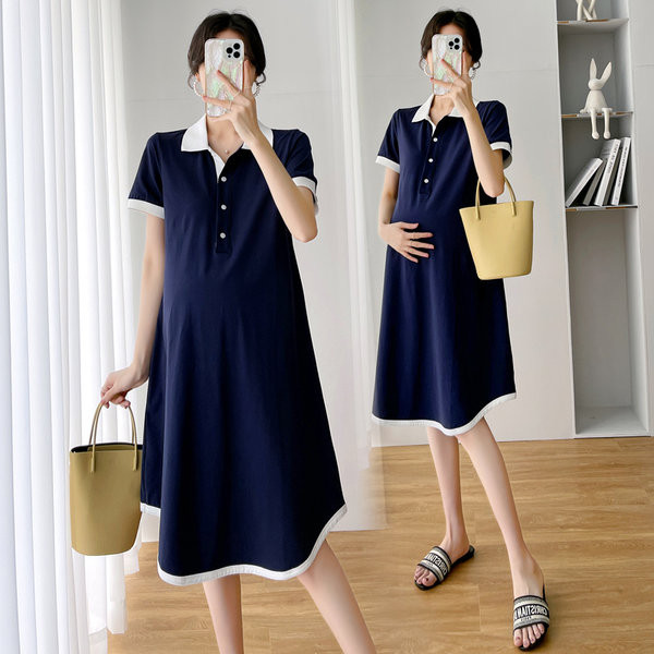 Разкроена лятна рокля с копчета и класическа яка