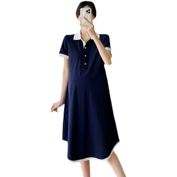 Разкроена лятна рокля с копчета и класическа яка