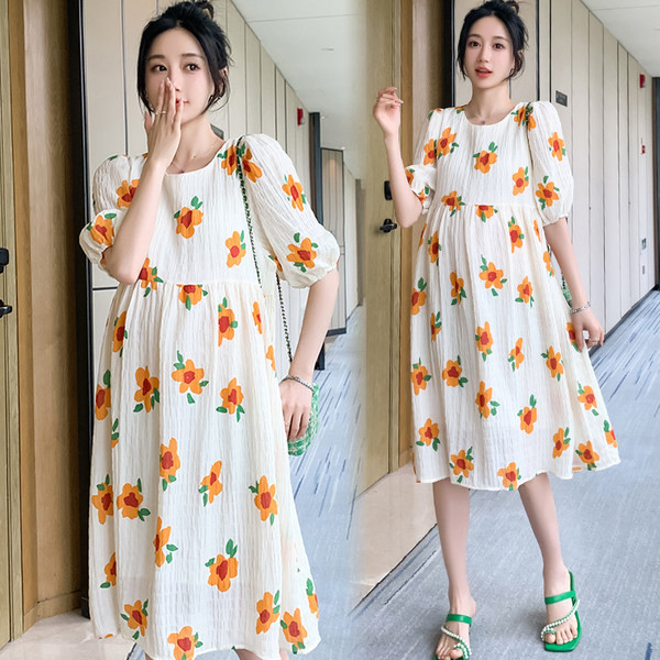 Sieviešu kleita ar ziedu rakstu grūtniecēm