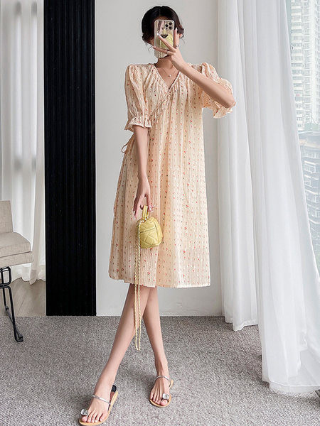 Sieviešu ikdienas kleita grūtniecēm ar 3/4 piedurknēm V kakla izgriezumā