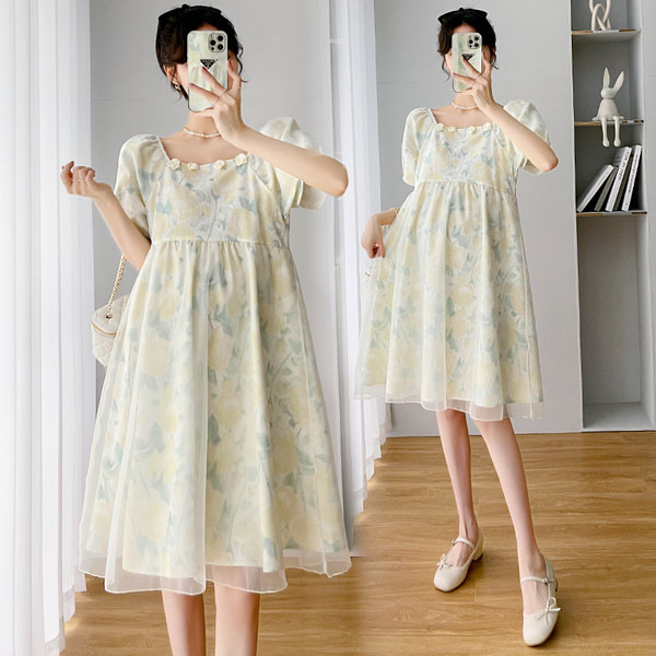 Rochie de vara de maternitate cu motive florale si decolteu patrat