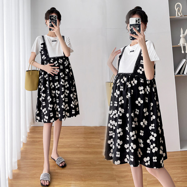 Свободна рокля на цветя подходяща за бременни 