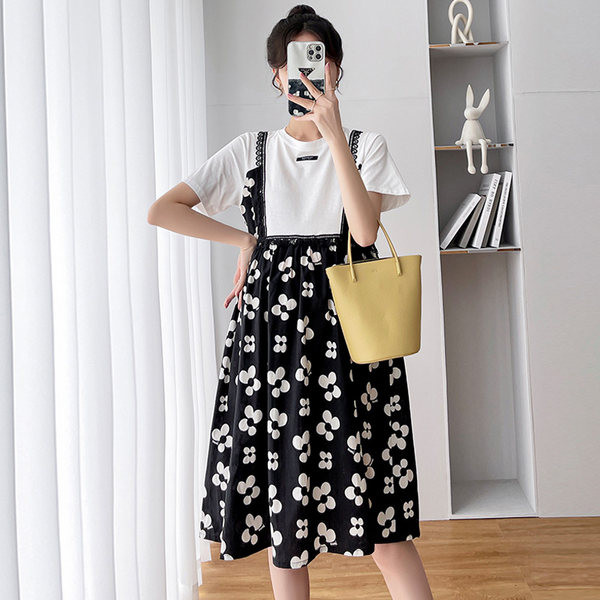 Свободна рокля на цветя подходяща за бременни 