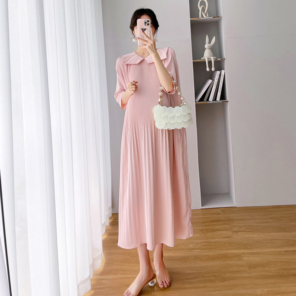 Φαρδύ καλοκαιρινό φόρεμα εγκυμοσύνης με φαρδύ γιακά και μανίκια 3/4