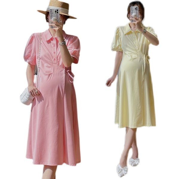 Vasaras kleita ar klasisku apkakli un pufām piedurknēm