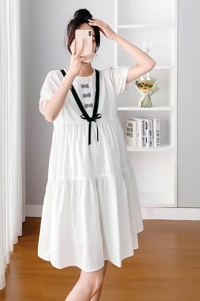 Ikdienas piegriezuma grūtnieču kleita