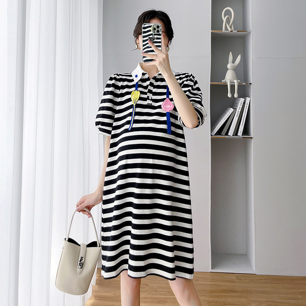 Grūtnieču taisna raksta svītraina ikdienas kleita