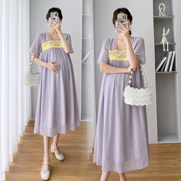 Μακρύ φόρεμα με κέντημα και κοντό μανίκι για εγκύους