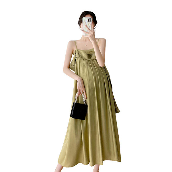 Modes sieviešu grūtnieču kleita ar šauru siksnu