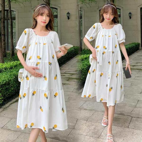 Iškirpta medvilninė suknelė su spalvingais siuvinėjimais