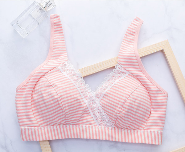 Grudnjak za dojenje s čipkom