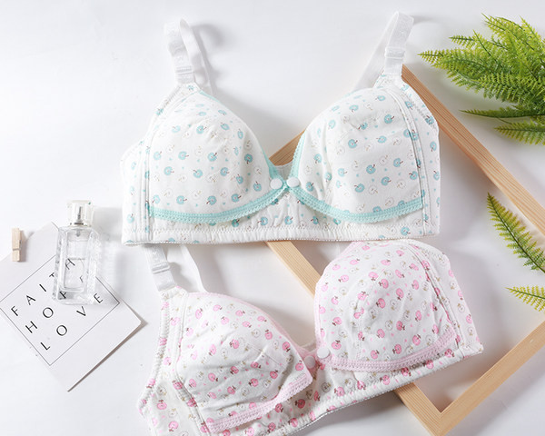 Sieviešu krūšturis ar krāsainu apdruku grūtniecēm