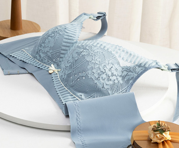 Čipkasti grudnjak za dojenje s trakom i podesivim naramenicama, 1 ili 2 komada u kompletu