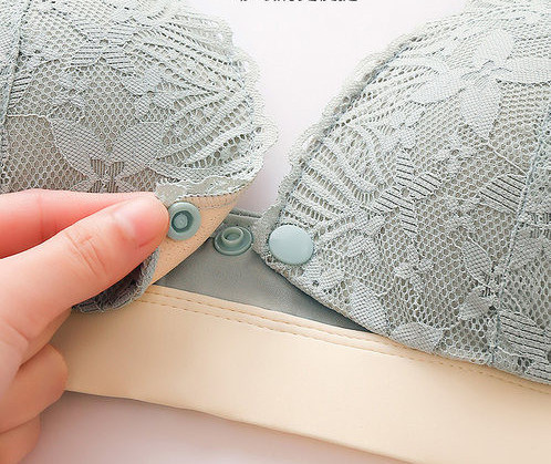 Čipkasti grudnjak za dojenje