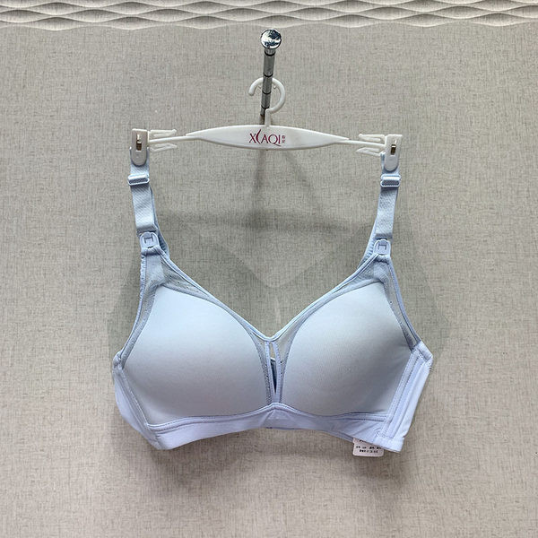 Vienkrāsains sieviešu krūšturis ar regulējamām lencēm