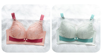 Sieviešu mežģīņu krūšturis ar platu siksnu barošanai