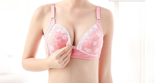 Kokvilnas krūšturis, kas piemērots barojošām māmiņām