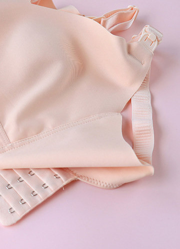 Bezšuvju krūšturis barošanai ar regulējamām lencēm