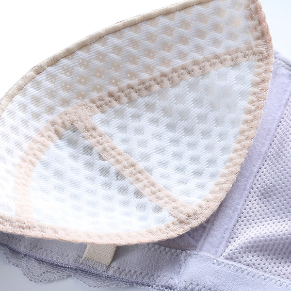 Jauna modeļa sieviešu mežģīņu krūšturis ar mīkstu kausu un metāla aizdari