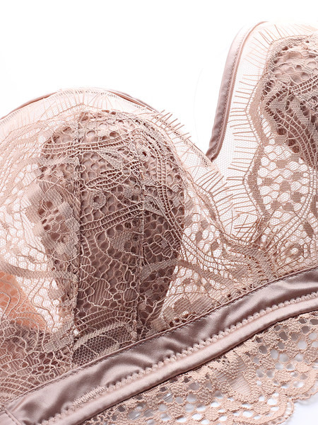 Mežģīņu krūšturis barošanai ar regulējamām lencēm