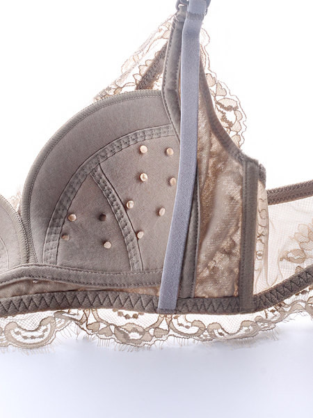 Sieviešu mežģīņu krūšturis ar mīkstu kausu - piemērots barojošām māmiņām