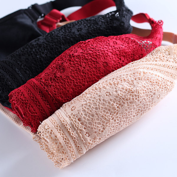 Plāns mežģīņu krūšturis grūtniecēm vairākās krāsās