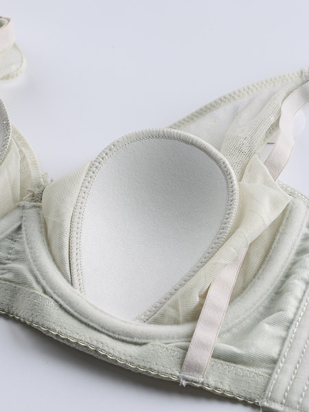 Sieviešu mežģīņu krūšturis ar mīkstu kausu - piemērots zīdīšanai