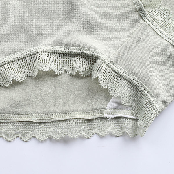 Kokvilnas biksītes ar mežģīnēm piemērotas arī grūtniecēm