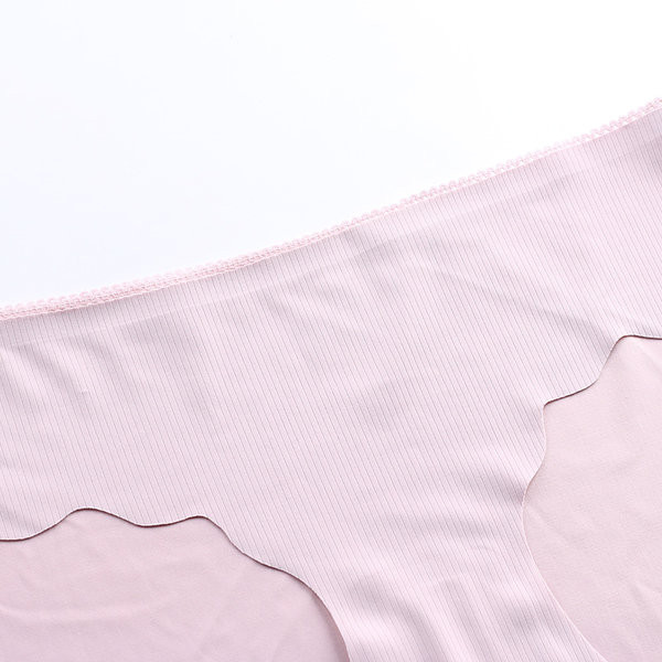 Bezšuvju bokseri piemēroti arī grūtniecēm