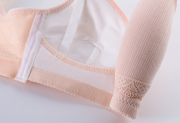 Push-up māsu krūšturis ar mežģīnēm vairākās krāsās