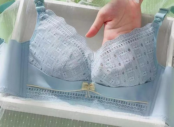 Δαντελένιο σουτιέν κατάλληλο για θηλασμό