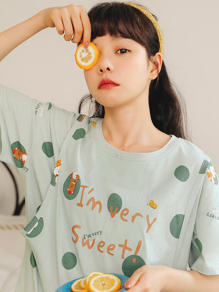 Kokvilnas vasaras naktskrekls piemērots grūtniecēm