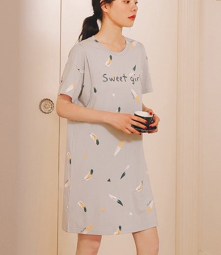 Moteriški naktiniai nėščiųjų naktiniai marškiniai su apvalia kakle