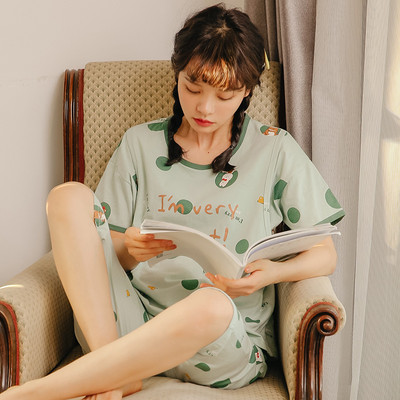 Divdaļīga grūtnieču pidžama ar īsām piedurknēm ar aplikāciju