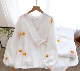 Sieviešu divdaļīga grūtnieču pidžama